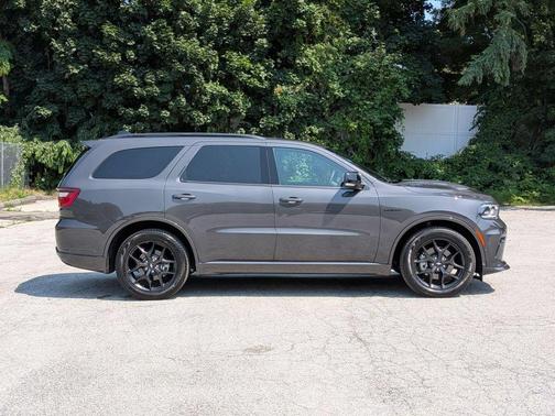Gray 2026 Dodge Durango GT Plus HEMI V8