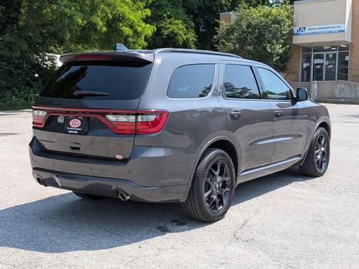 Gray 2026 Dodge Durango GT Plus HEMI V8
