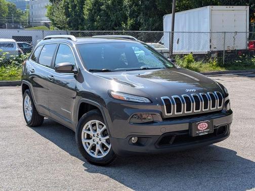 Granite Crystal Clearcoat Metallic 2014 Jeep Cherokee Latitude