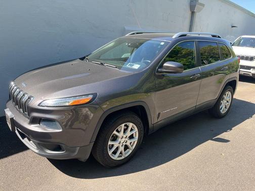 Granite Crystal Clearcoat Metallic 2014 Jeep Cherokee Latitude