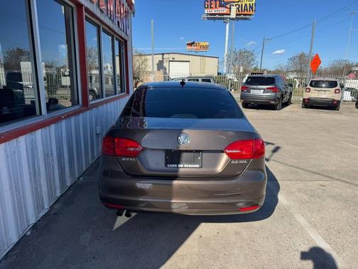 2012 Volkswagen Jetta SEL Premium