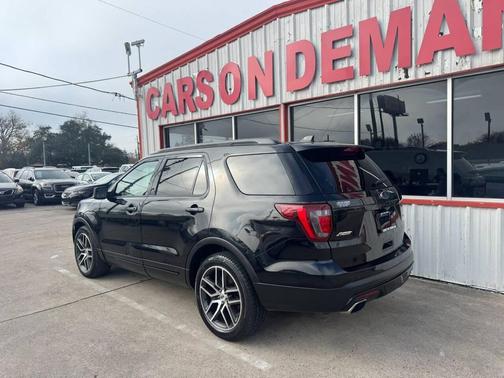 2016 Ford Explorer Sport