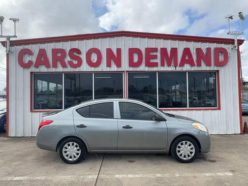 2014 Nissan Versa 1.6 S+