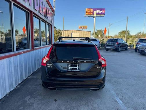 2016 Volvo V60 T5 Drive-E Premier