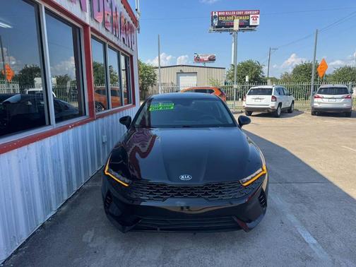 2021 Kia K5 LXS 4dr Sedan