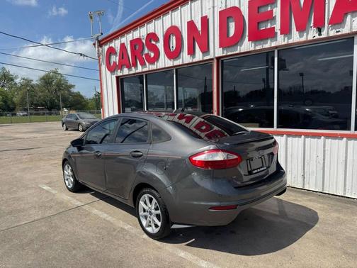 2016 Ford Fiesta SE 4dr Sedan