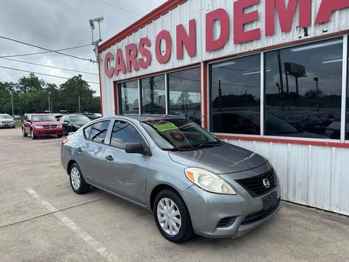 Magnetic Gray 2014 Nissan Versa 1.6 SV