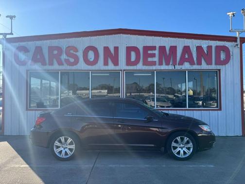 2012 Chrysler 200 Touring
