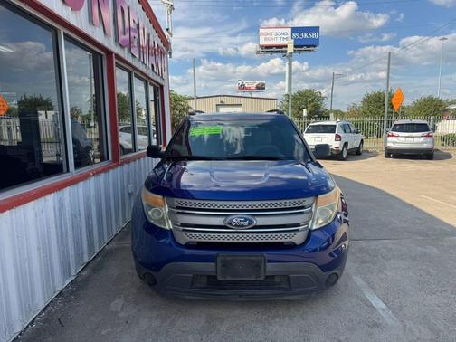 2013 Ford Explorer Base