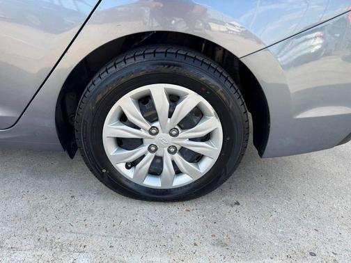 2018 Hyundai Accent SE