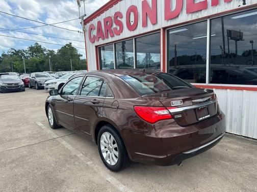 2013 Chrysler 200 Touring