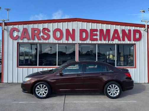 2013 Chrysler 200 Touring