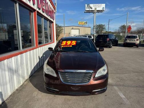2013 Chrysler 200 Touring