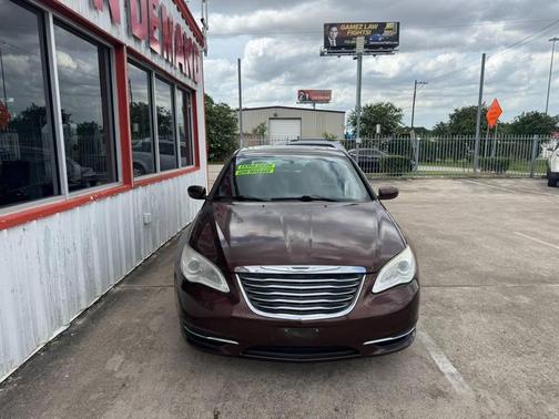 2013 Chrysler 200 Touring