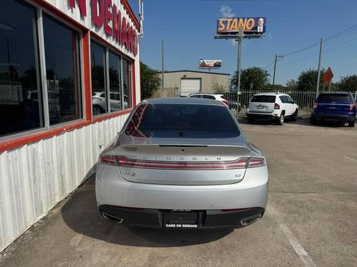 2013 Lincoln MKZ Base