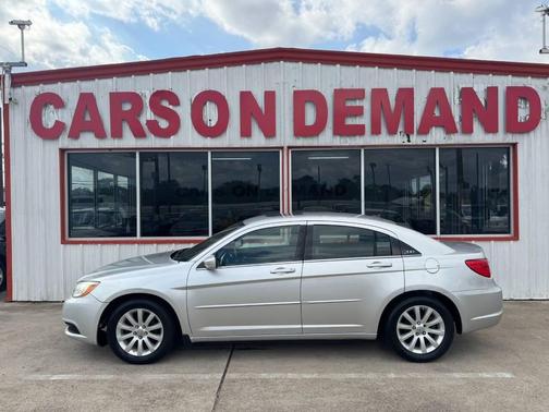 2011 Chrysler 200 Touring