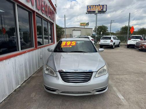 2011 Chrysler 200 Touring