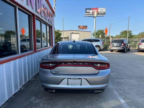2018 Dodge Charger SXT Plus