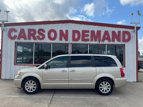 2012 Chrysler Town & Country Touring-L