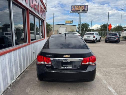 2011 Chevrolet Cruze LS