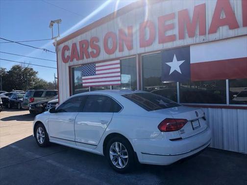2016 Volkswagen Passat 1.8T S 4dr Sedan