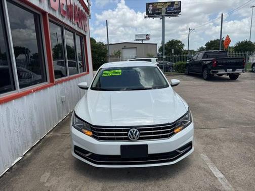2016 Volkswagen Passat 1.8T S 4dr Sedan