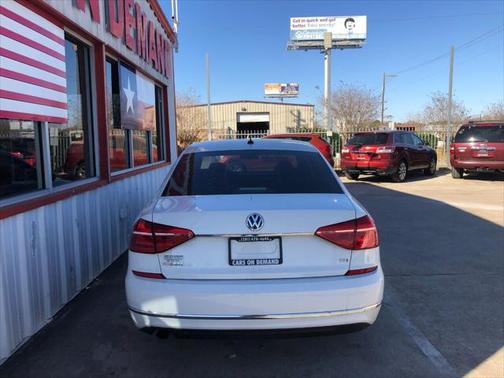 2016 Volkswagen Passat 1.8T S 4dr Sedan