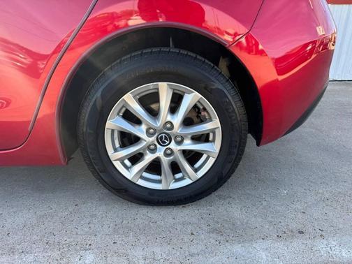 2016 Mazda Mazda3 i Sport