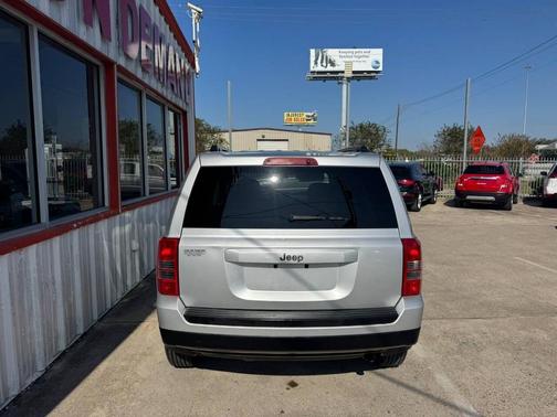 2012 Jeep Patriot Sport
