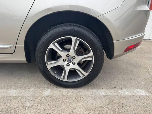 2014 Volvo XC60 T6 Premier Plus