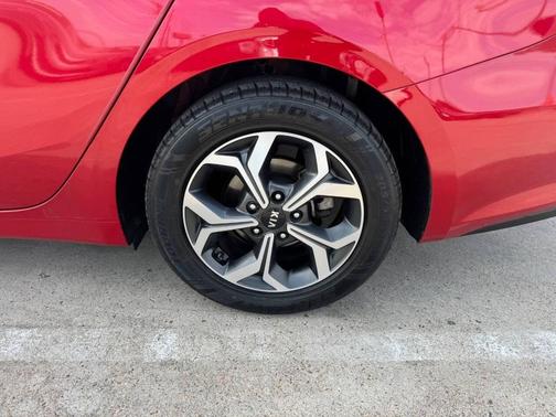 2019 Kia Forte FE 4dr Sedan CVT