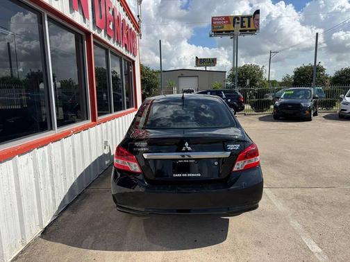 Black 2017 Mitsubishi Mirage G4 SE