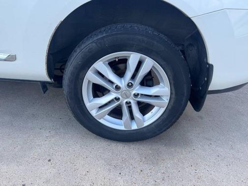 2013 Nissan Rogue SV