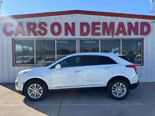 2017 Cadillac XT5 Base