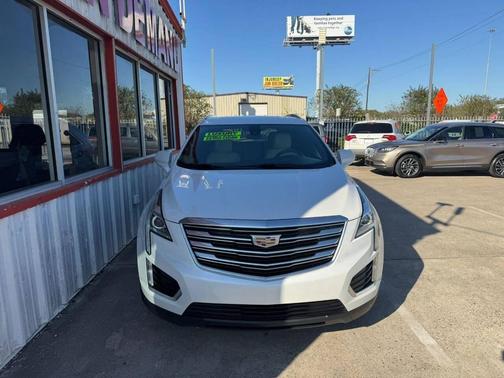 2017 Cadillac XT5 Base