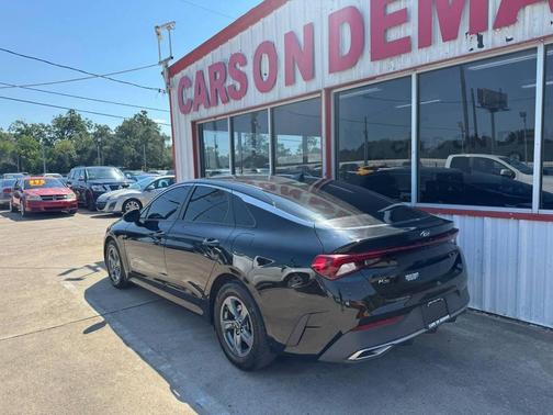 2021 Kia K5 LX 4dr Sedan
