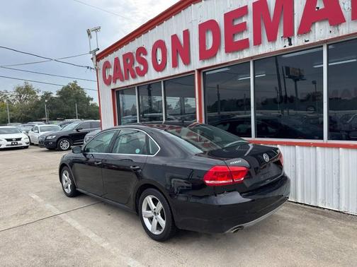 2013 Volkswagen Passat 2.5 SE