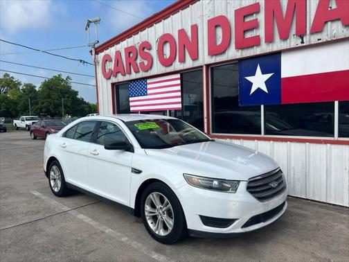 2015 Ford Taurus SE 4dr Sedan