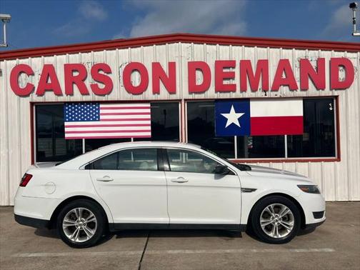 2015 Ford Taurus SE 4dr Sedan
