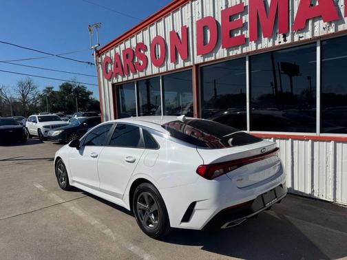 2021 Kia K5 LXS 4dr Sedan