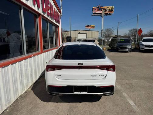 2021 Kia K5 LXS 4dr Sedan