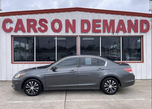 Alabaster Silver Metallic 2012 Honda Accord SE