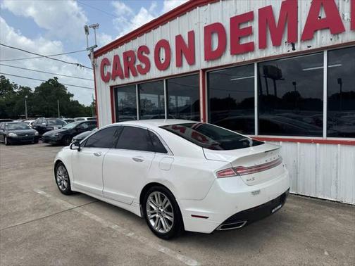 2014 Lincoln MKZ Base