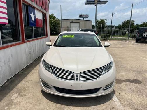2014 Lincoln MKZ Base