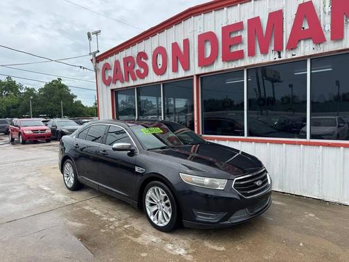 Black 2015 Ford Taurus Limited 4dr Sedan