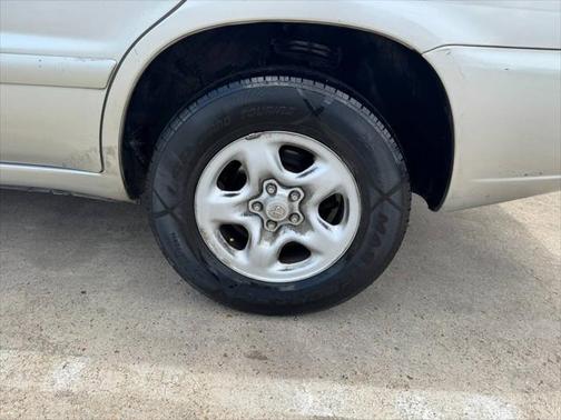 2005 Toyota Highlander Base