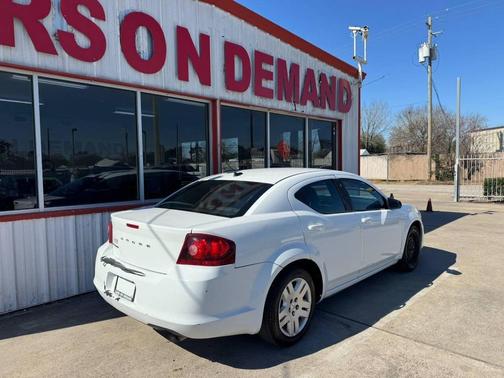2014 Dodge Avenger SE 4dr Sedan