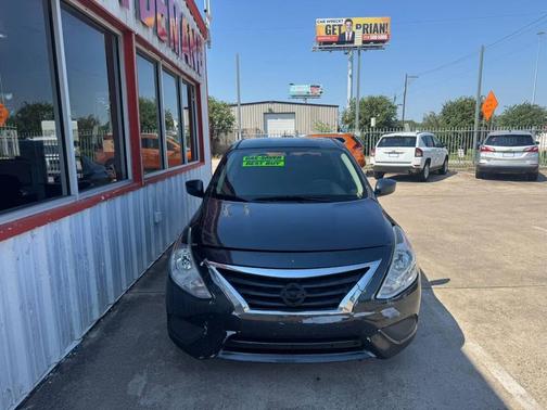 2016 Nissan Versa 1.6 SV