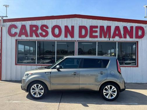 2015 Kia Soul +
