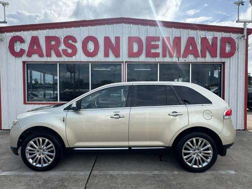 2011 Lincoln MKX Base